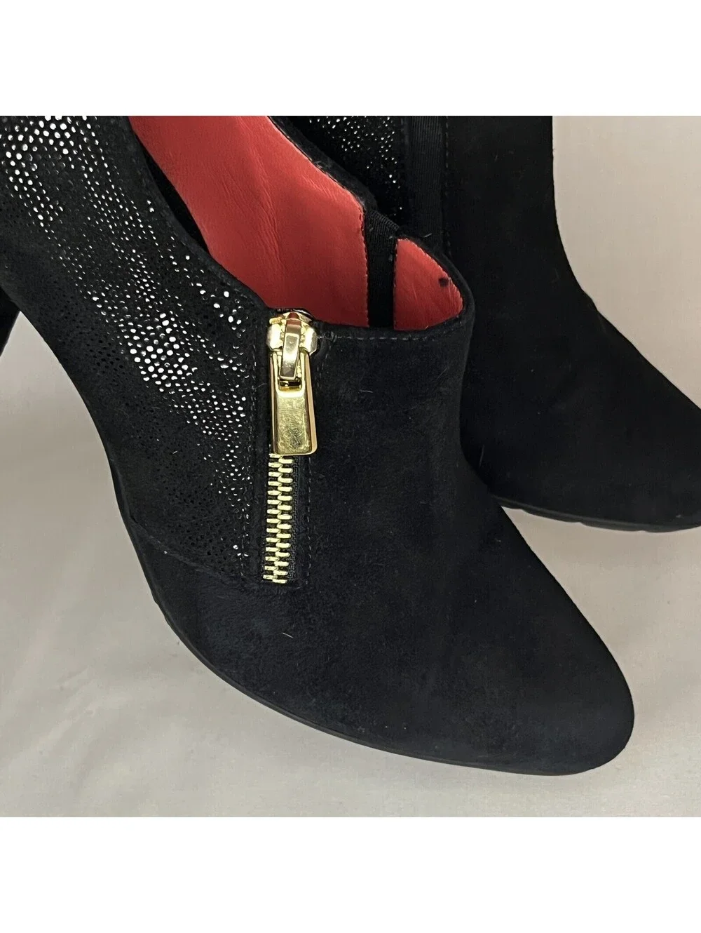 Pas de Rouge gorgeous black