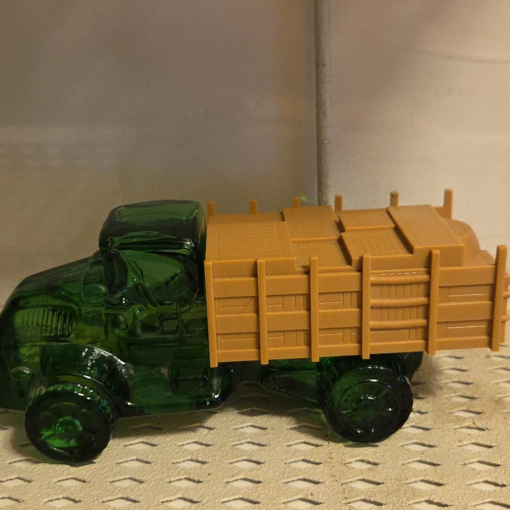 Vintage Avon Big Mack Oland After Shave Decanter Bottle Green Truck FULL 6 oz.