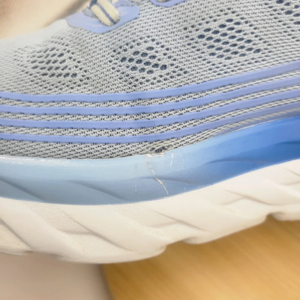 Hoka One One hoka one