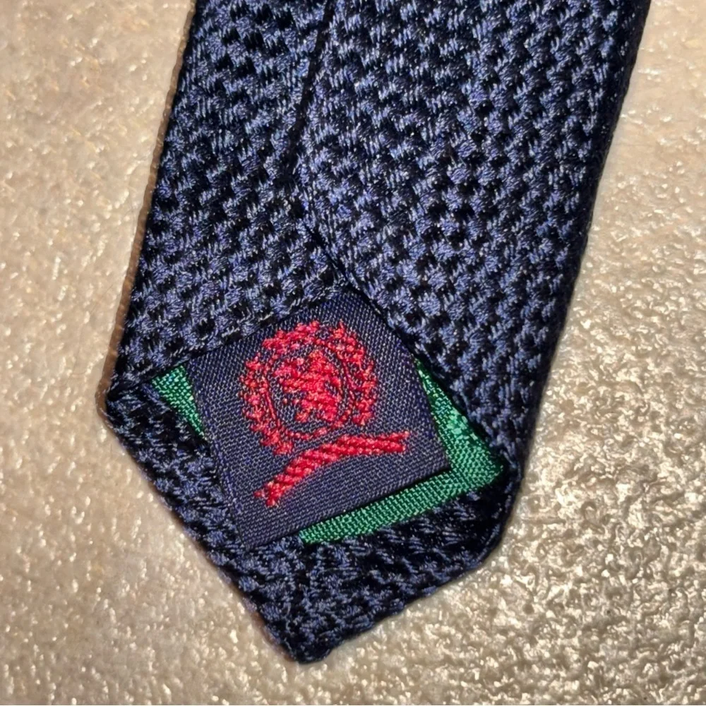 Tommy Hilfiger bold red