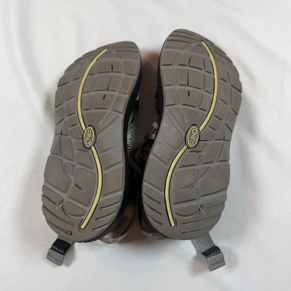 Chaco Z Cloud X2 Sandals Womens 6 Black Grey Strappy Toe Loop Hiking Outdoors
