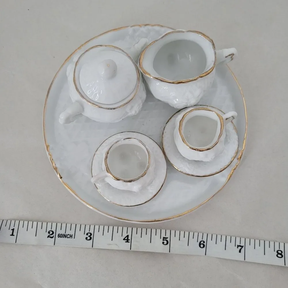 N/A cream set white