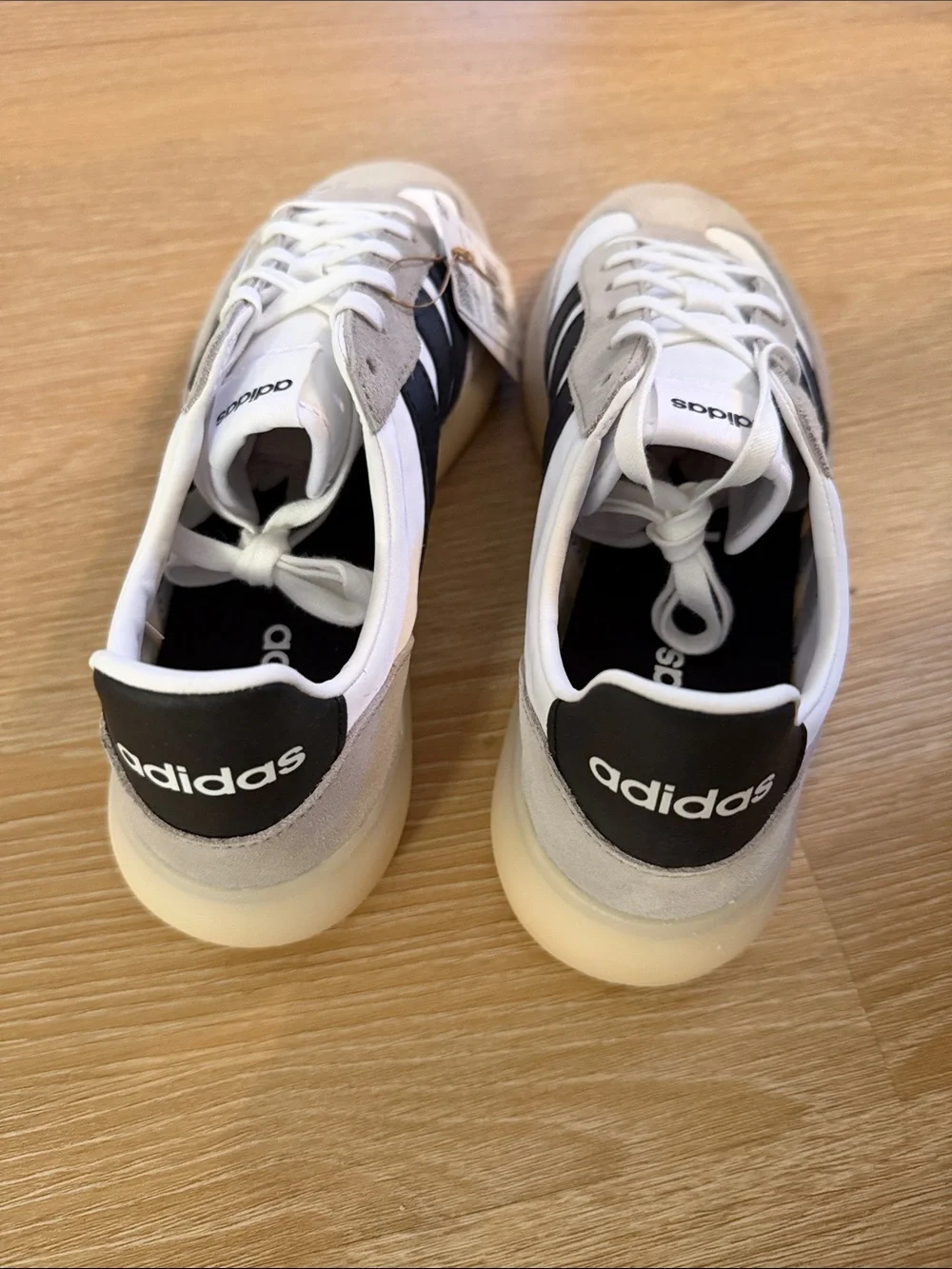 adidas classic low