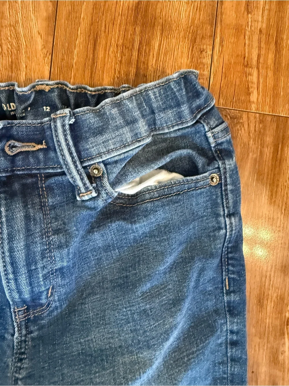 Old Navy medium straight
