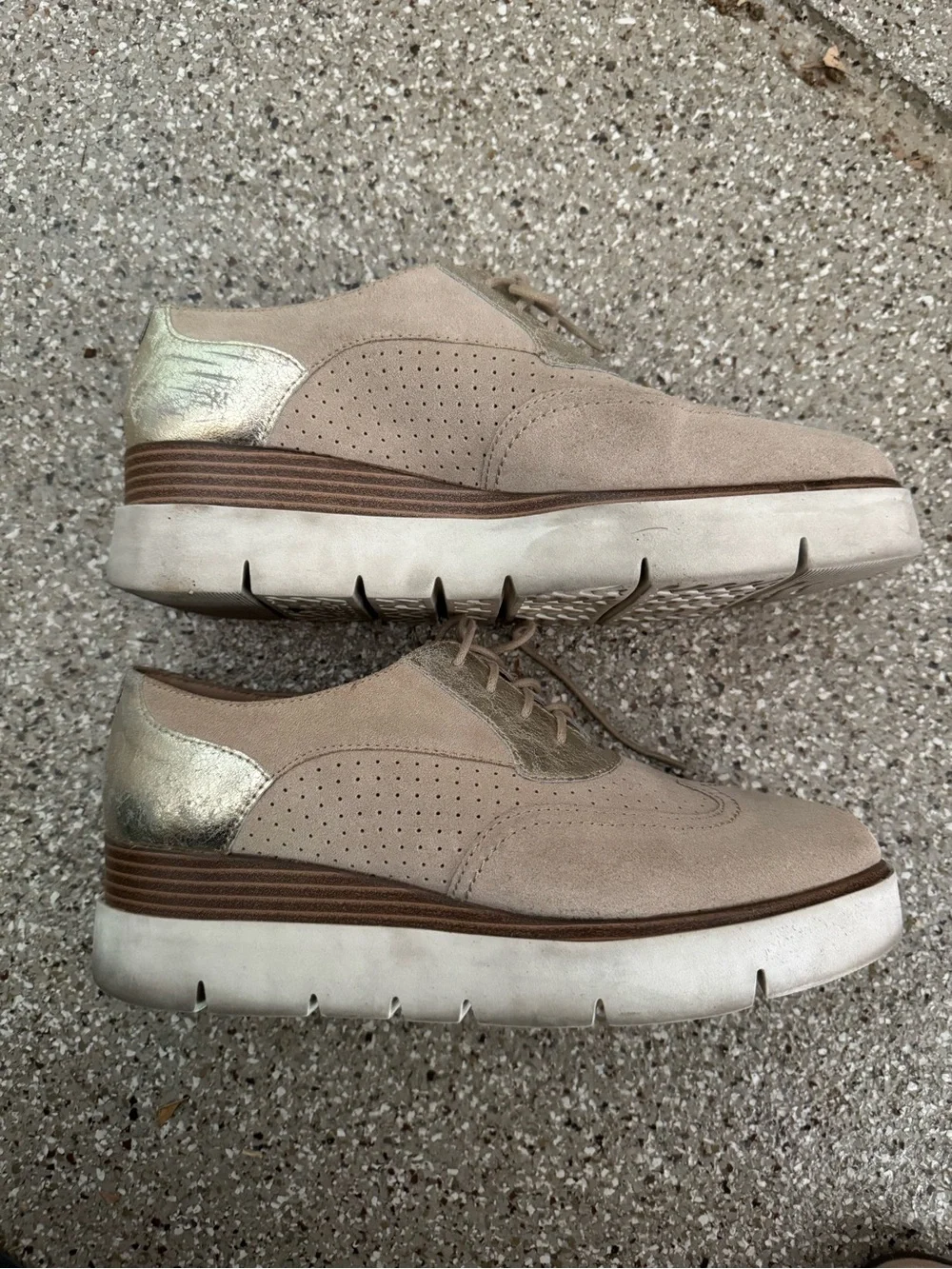 Geox comfortable lace
