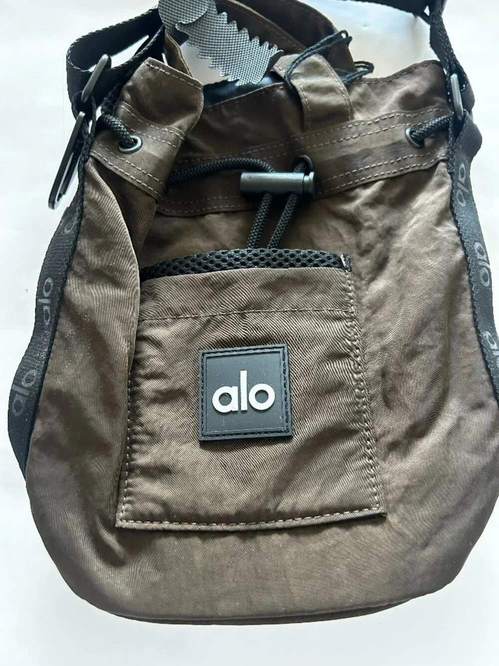Alo Yoga Utility Cross Body Bucket Bag - Brown - NWT