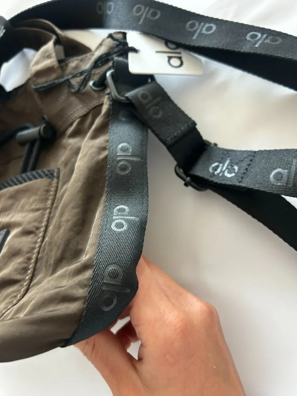 ALO Yoga new tags