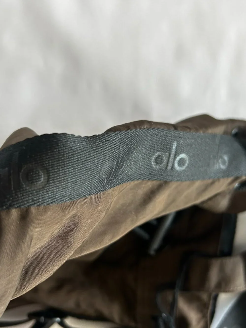 ALO Yoga new tags