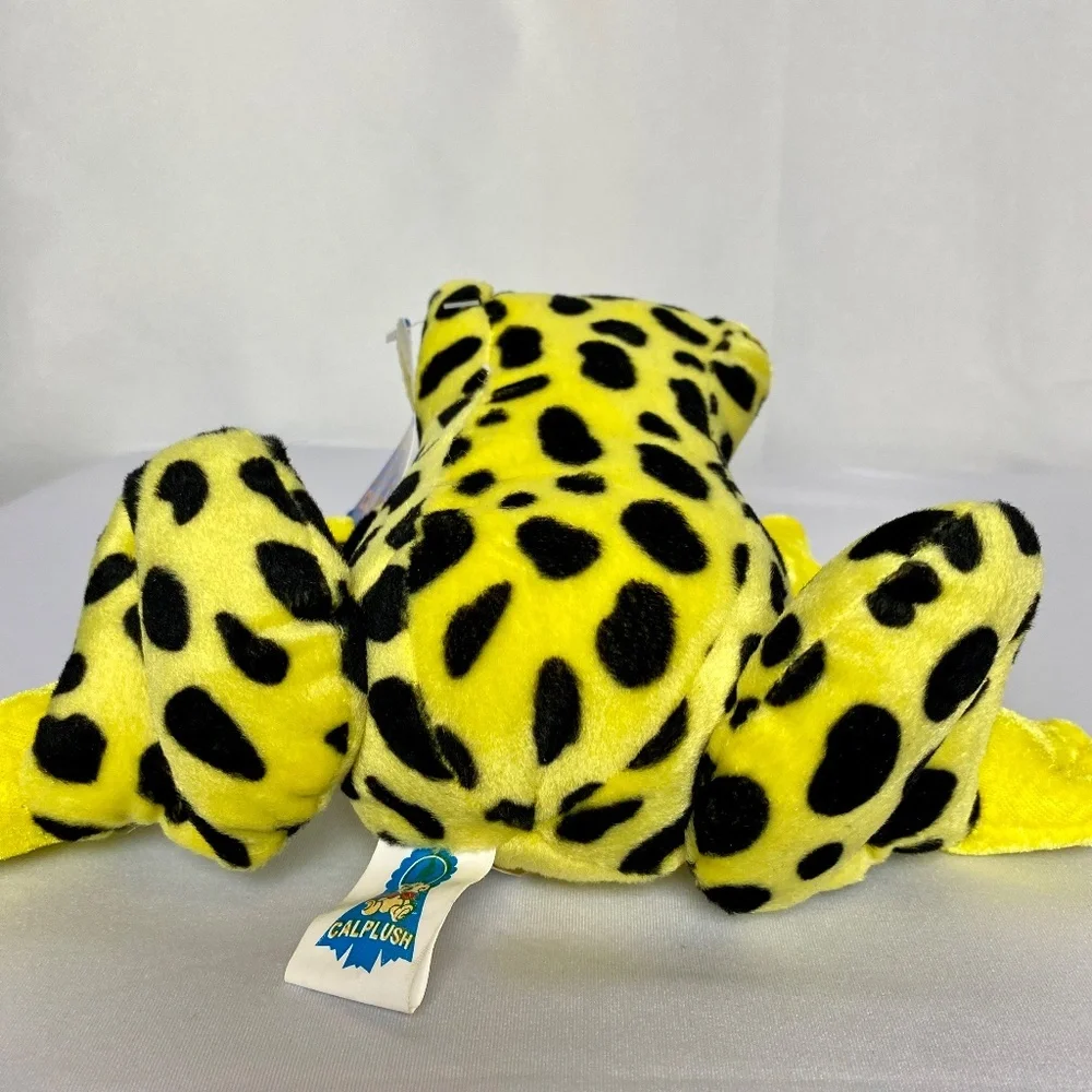 Calplush nwt pair