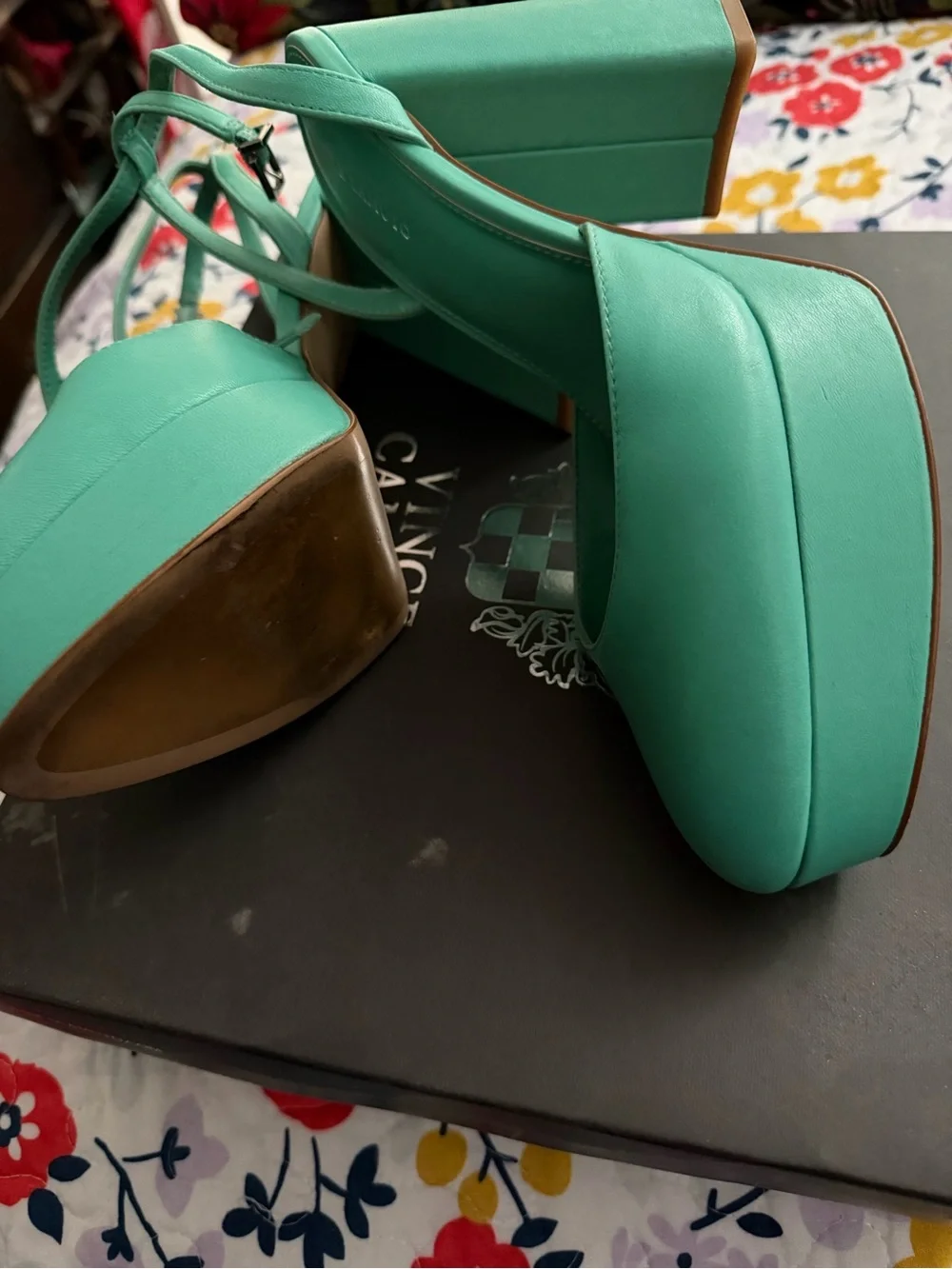 Vince Camuto chic slingback