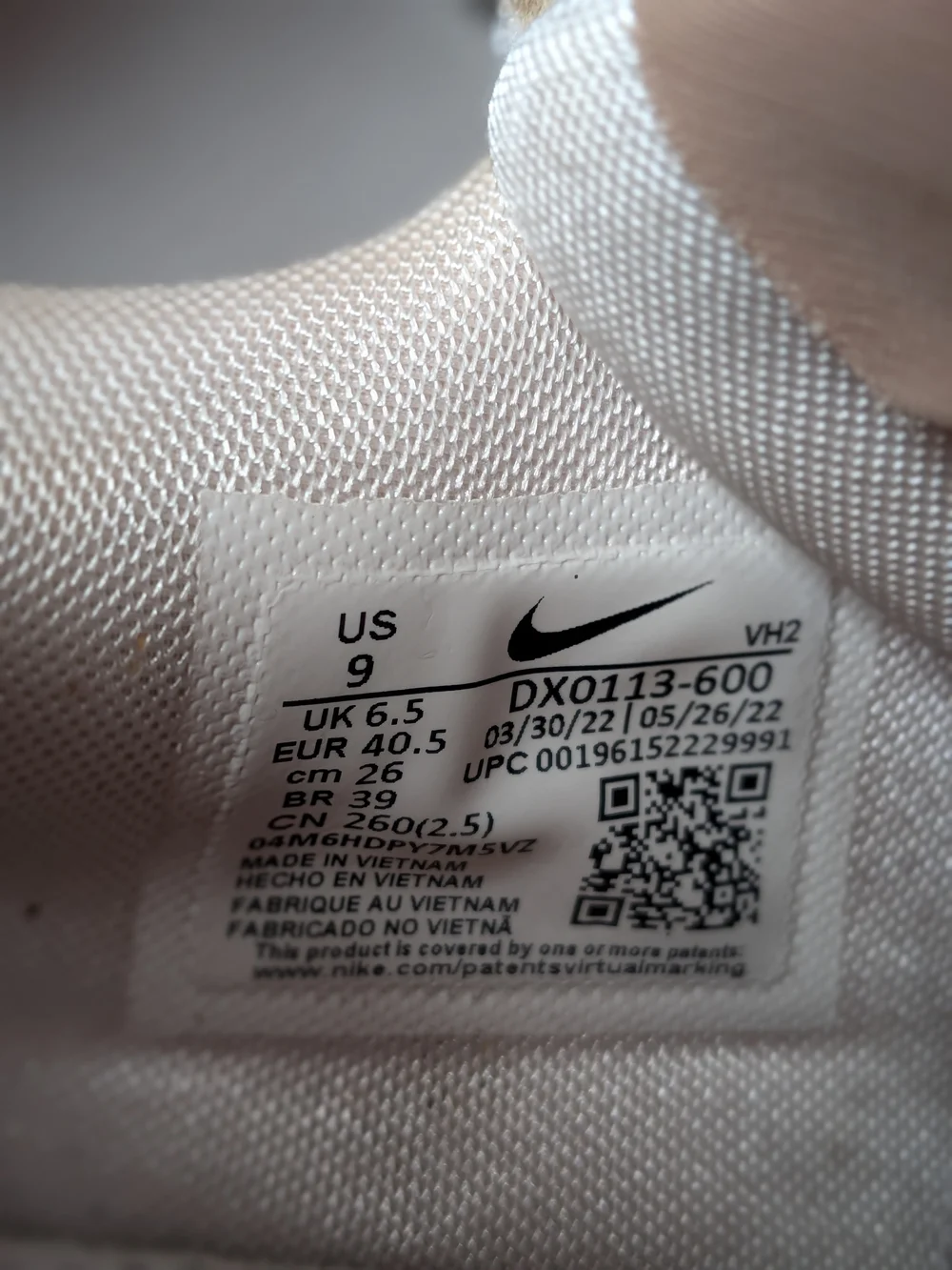 Nike lightweight women’s