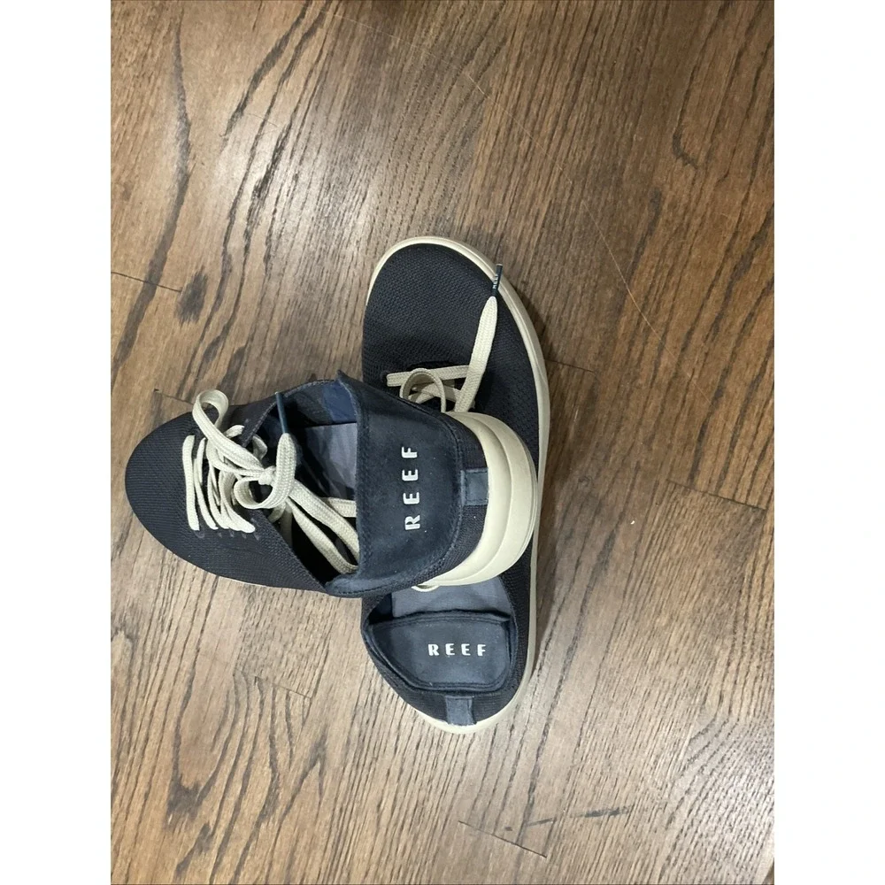 Reef deck shoes
