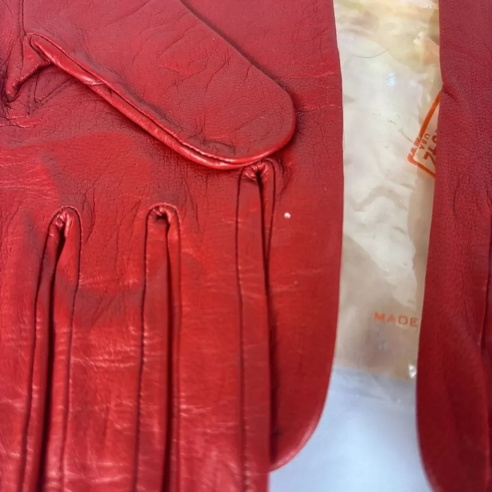 VTG Miss Aris Women's Red Leather Gloves Size 7 1/2 7.5 Wrist Length