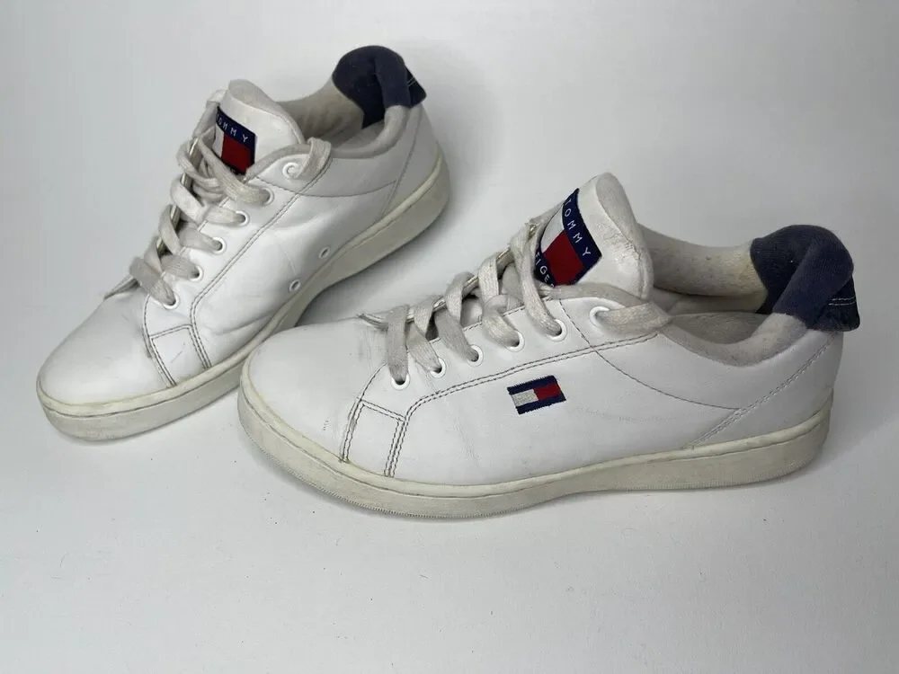 Women’s Tommy Hilfiger Shoes White Lace-up Shoes for Size 8.5