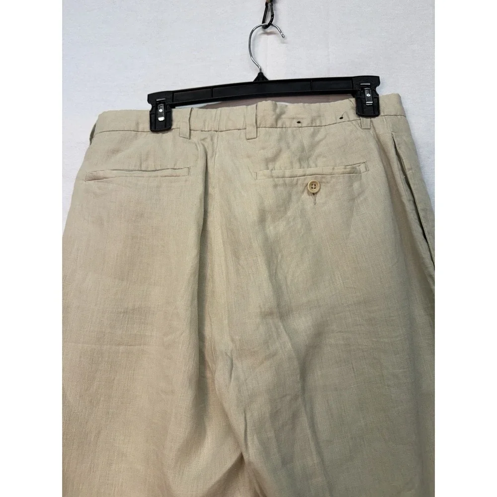 Banana Republic man feature spring