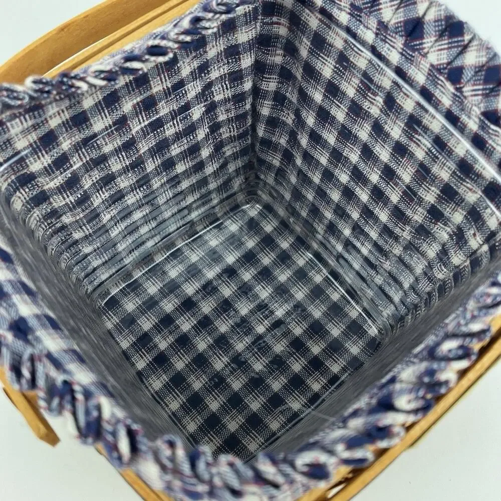Longaberger includes basket