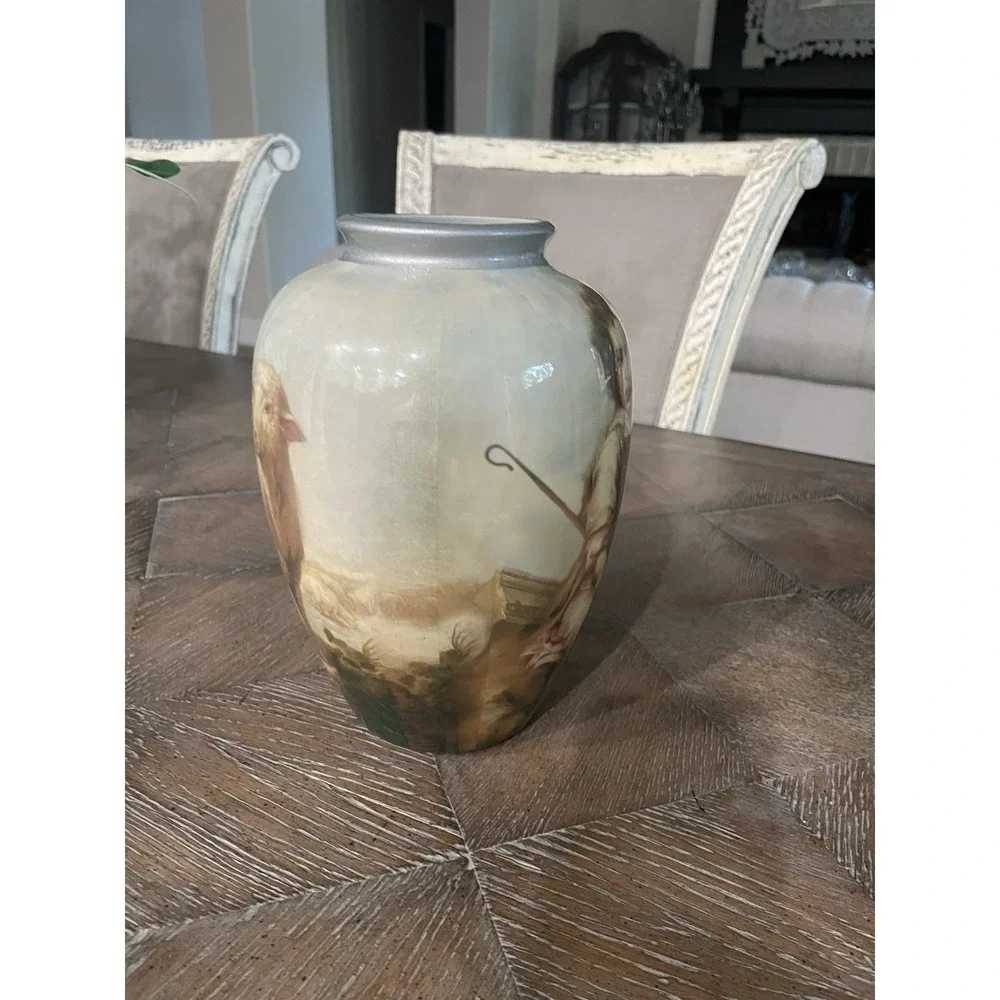 Unmarked vintage decopauge