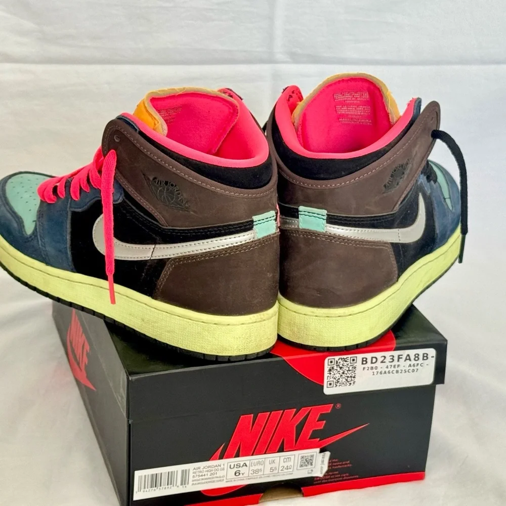 Nike colorful kids