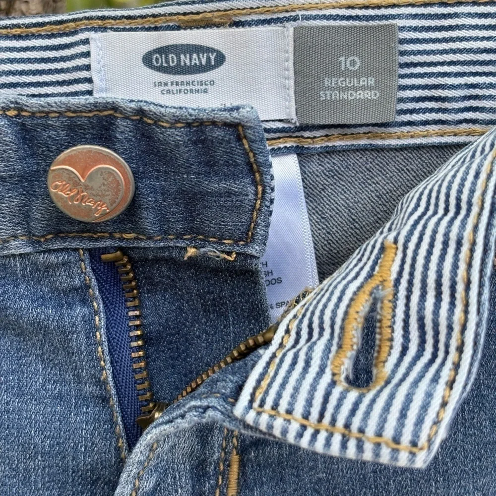 Old Navy pair blue