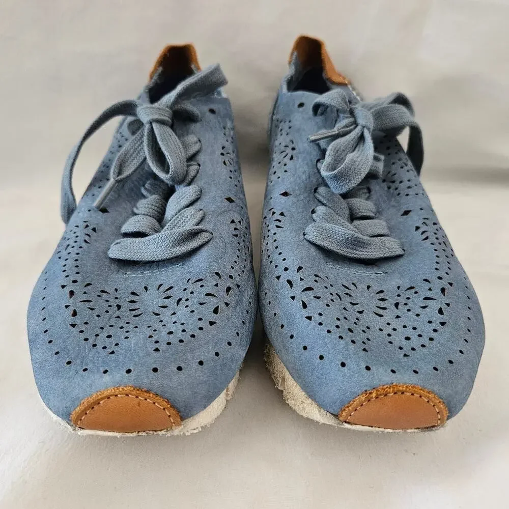 OTBT blue leather