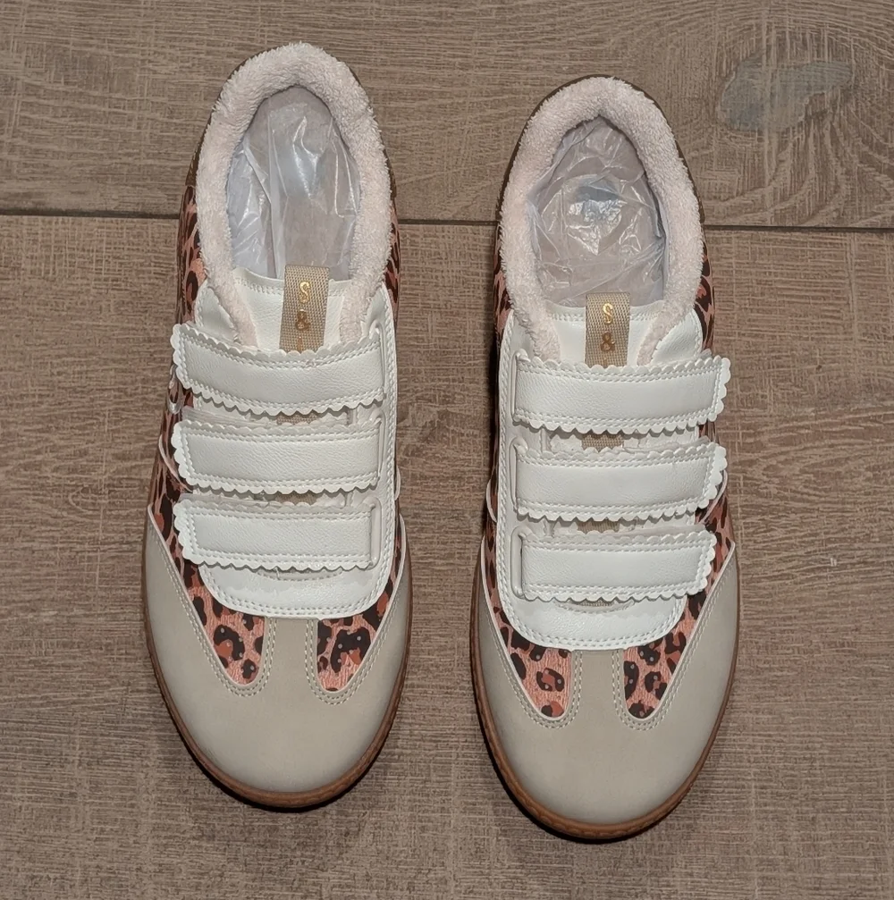 Sam & Libby stylish sneakers