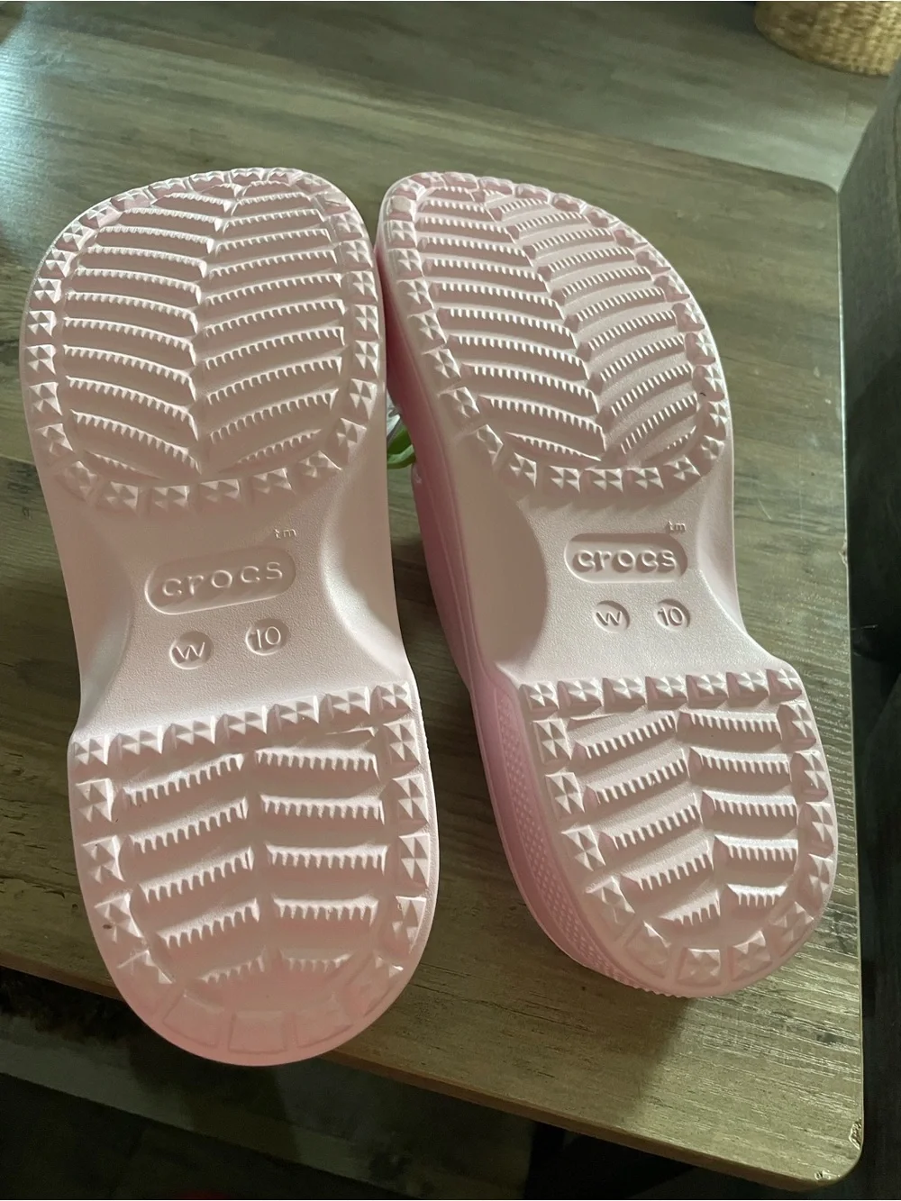 CROCS light pink