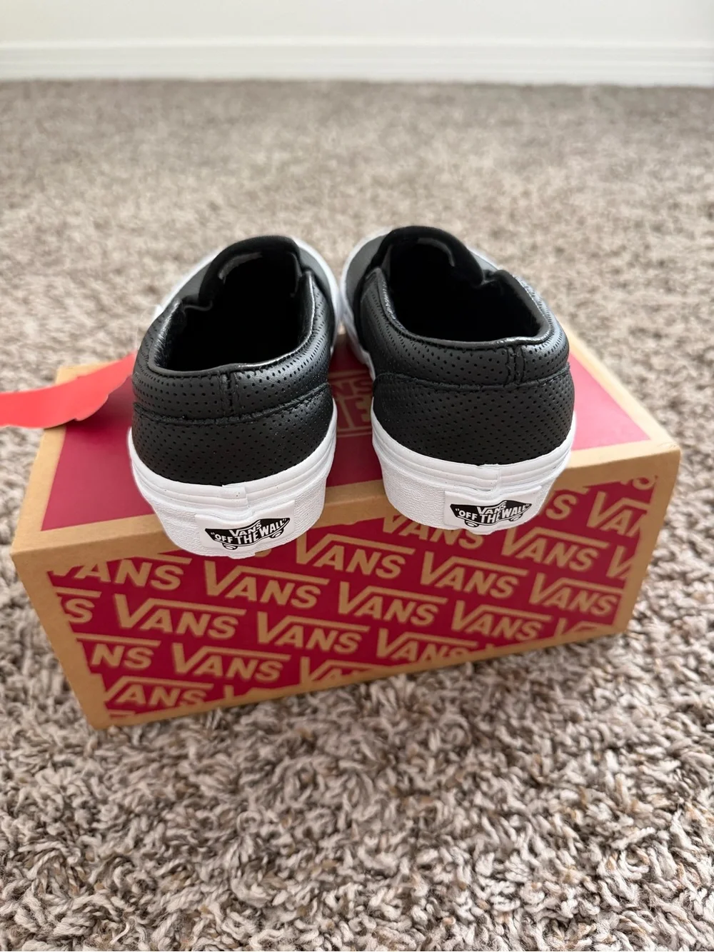 Vans new tags