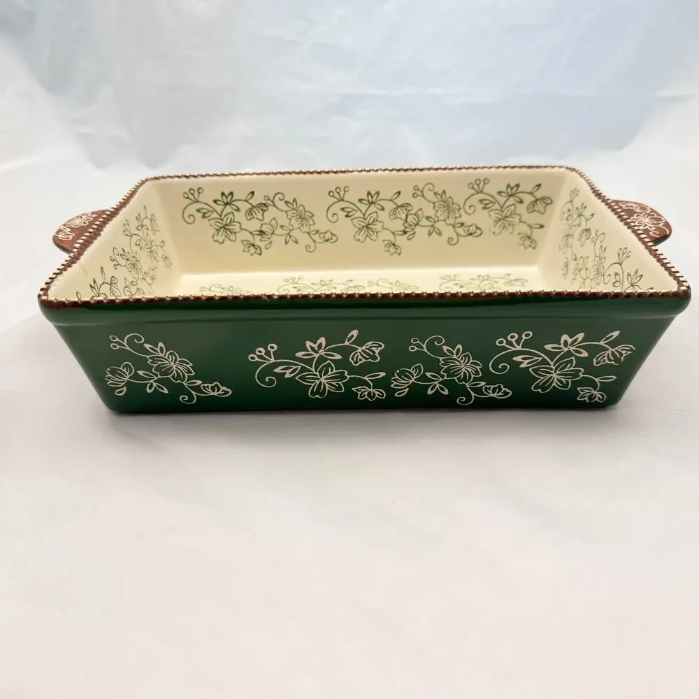 Temp-tations by Tara Floral Lace 3.5qt Ovenware Casserole Dish 772788 sm crack