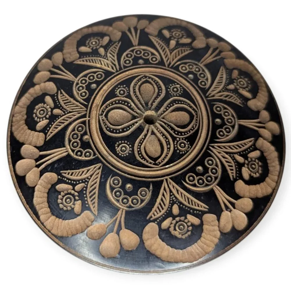 Vintage round wooden
