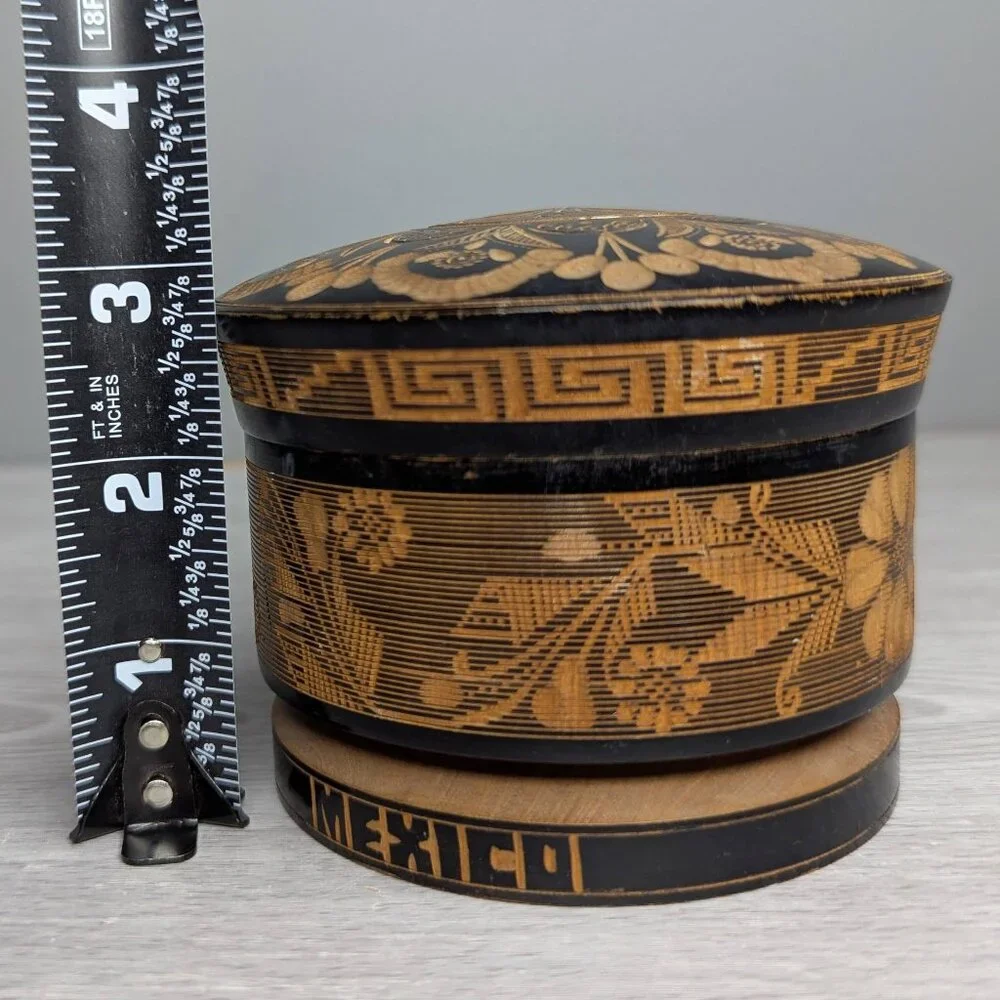 Vintage round wooden