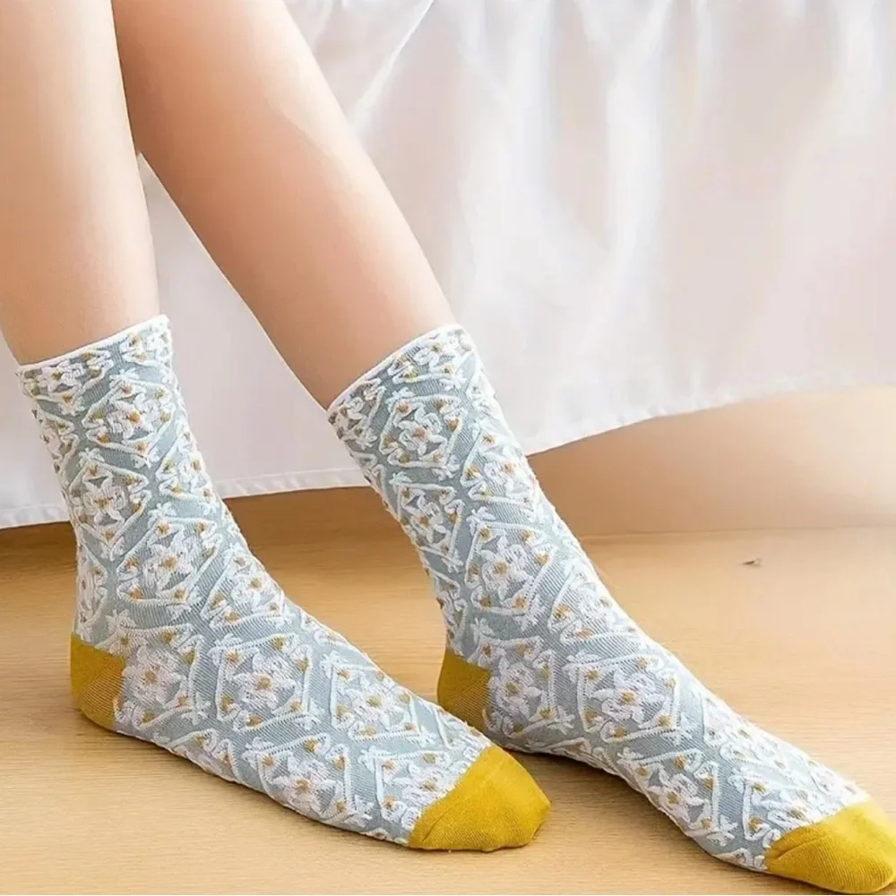 N/A women’s socks