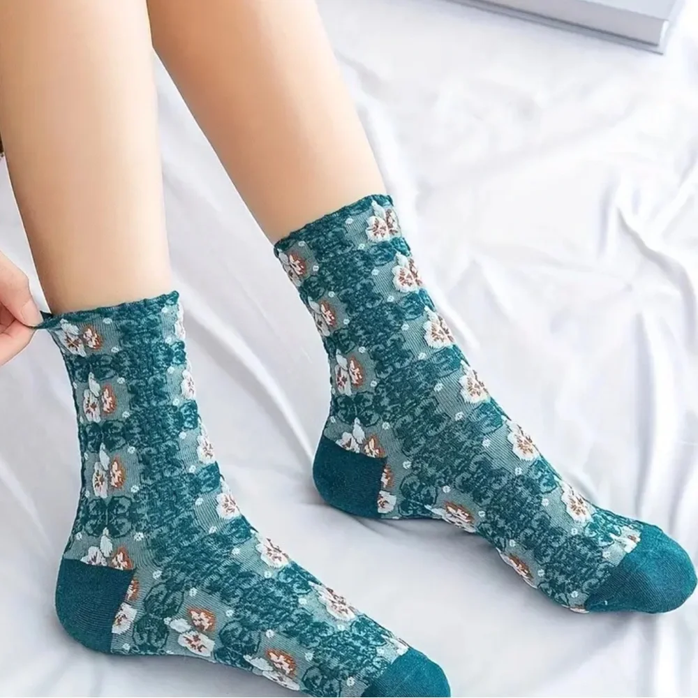 N/A women’s socks