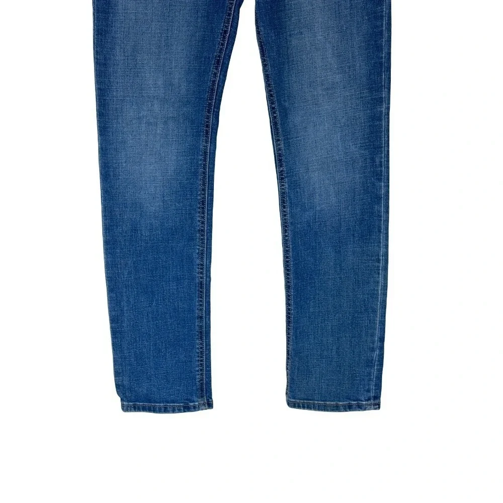 Old Navy brand old