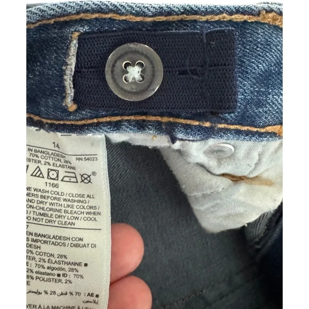Old Navy brand old