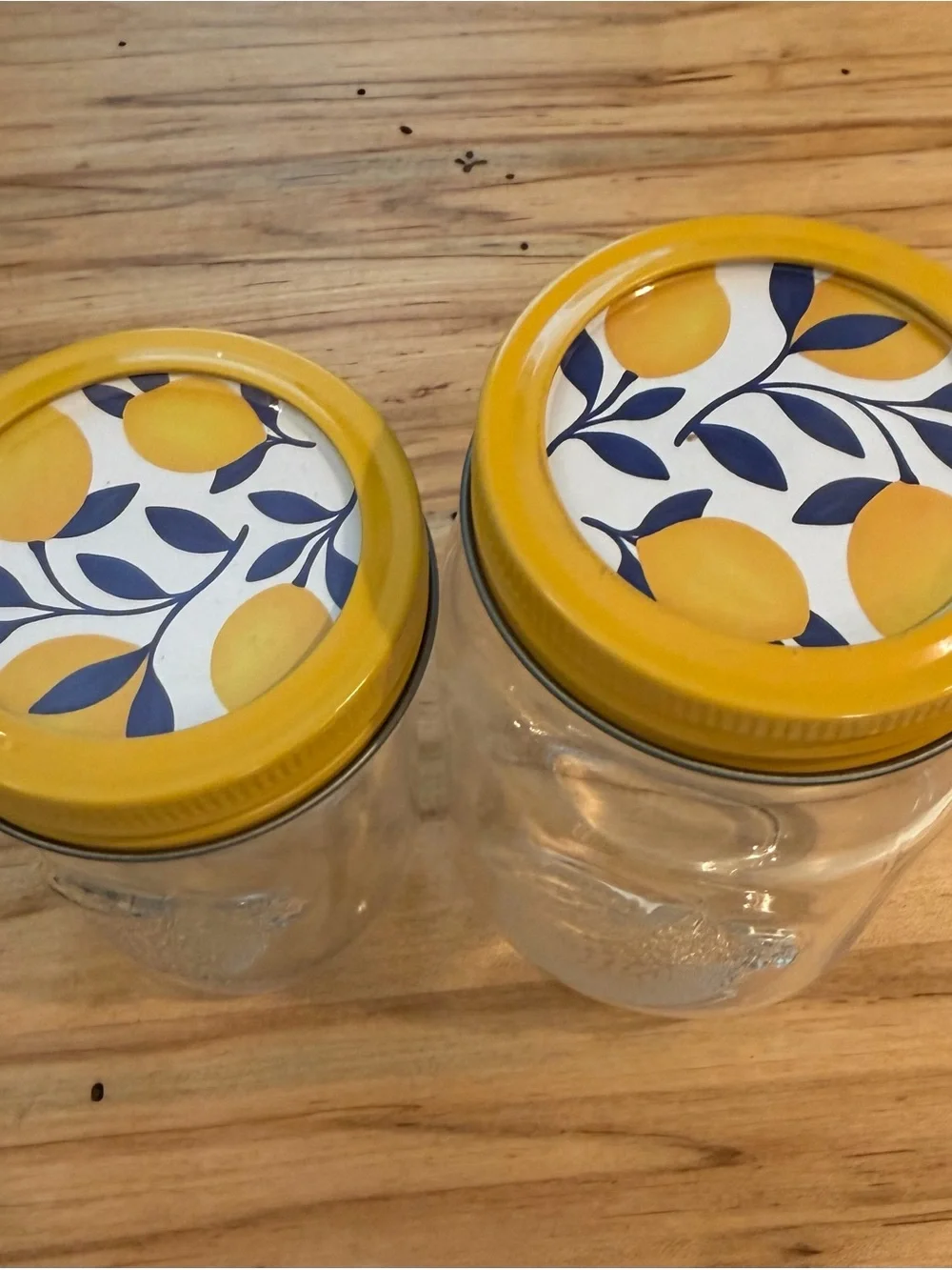 None trendy lemon