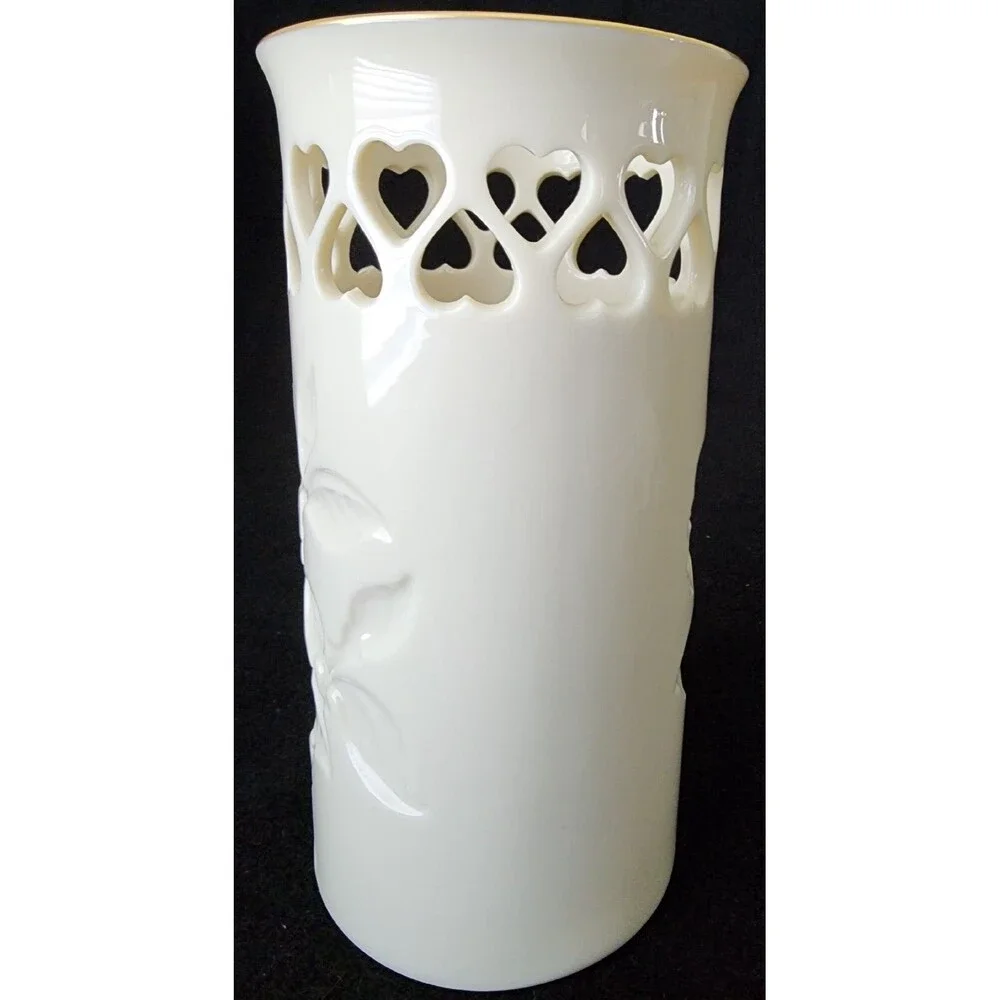 Lenox this intaglio