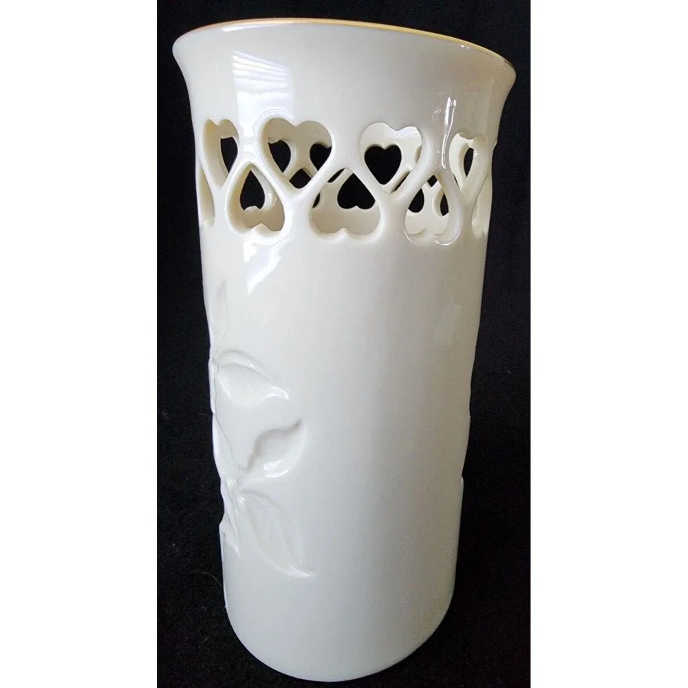 Lenox this intaglio