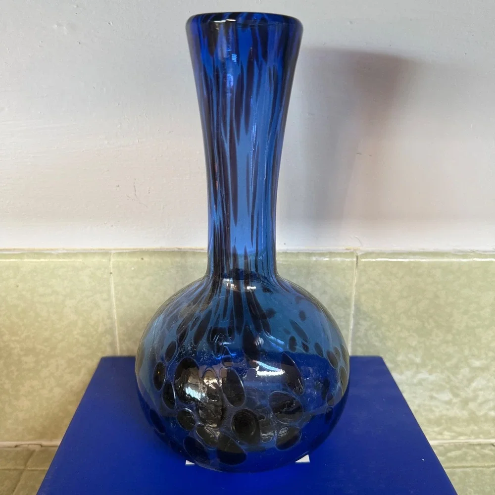 N/A hand blown