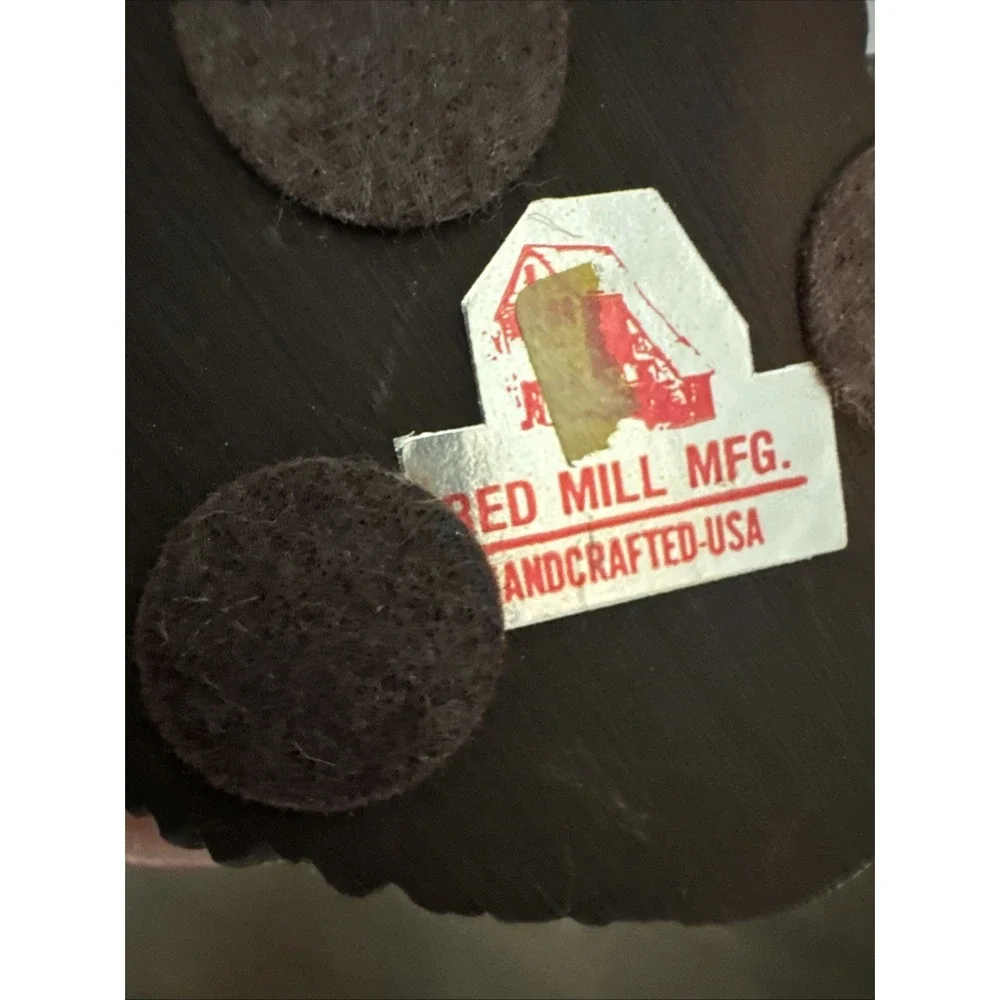 Red Mill Mfg. vtg red