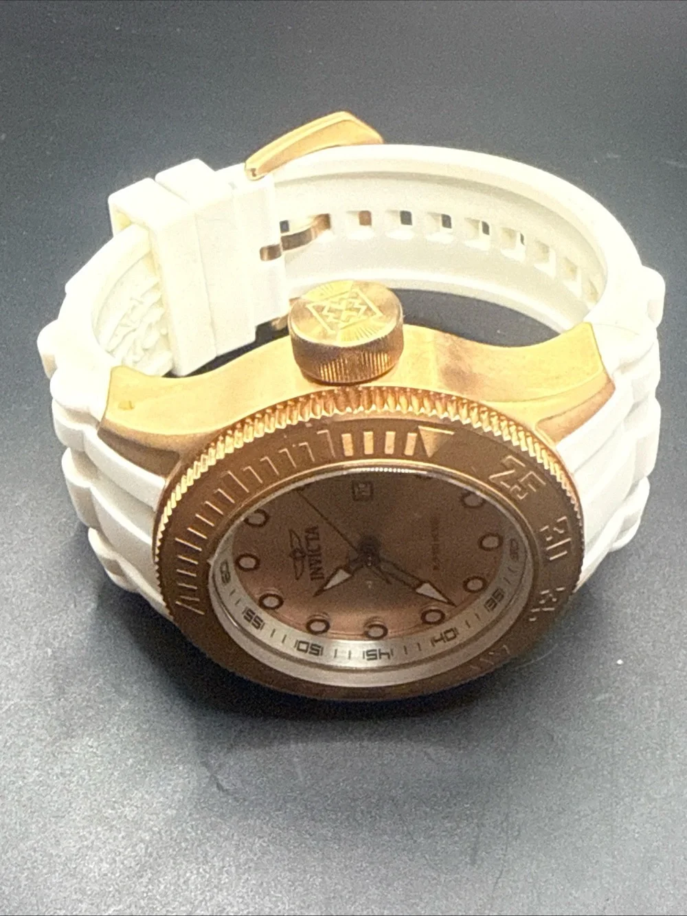 Invicta timepiece rose