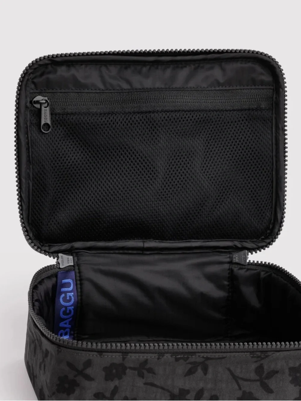 BAGGU small cosmetic
