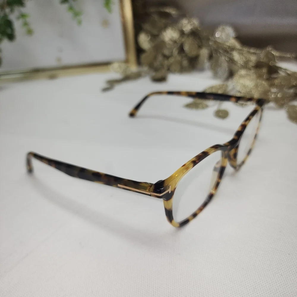 Authentic NWOT Tom Ford TF5505 053 With HARD CASE AND DUST CLOTH