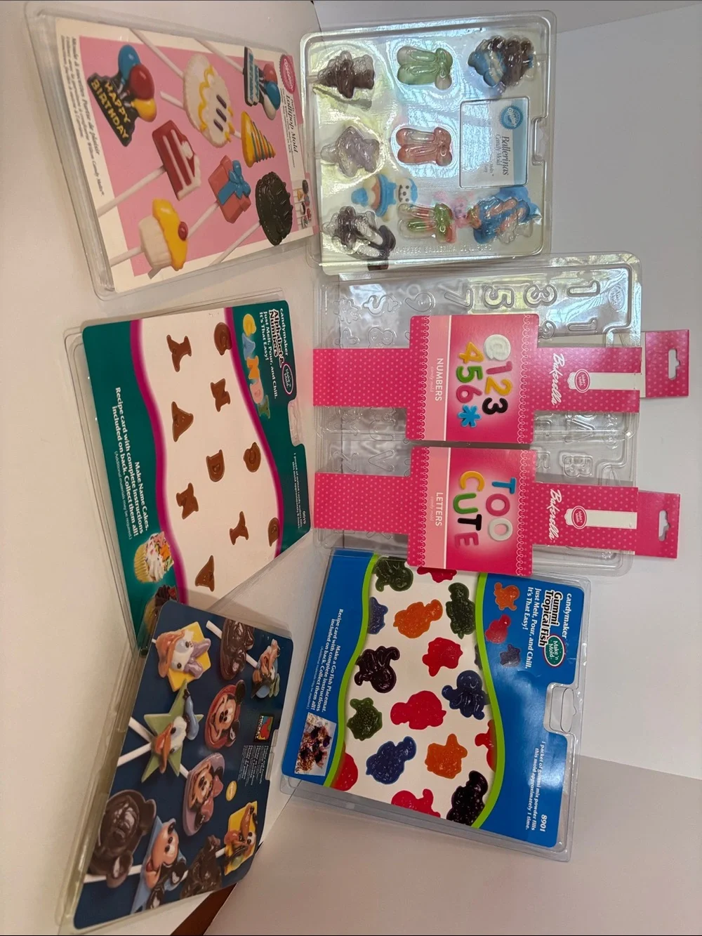 Wilton Assorted Plastic Molds - Kid Themed