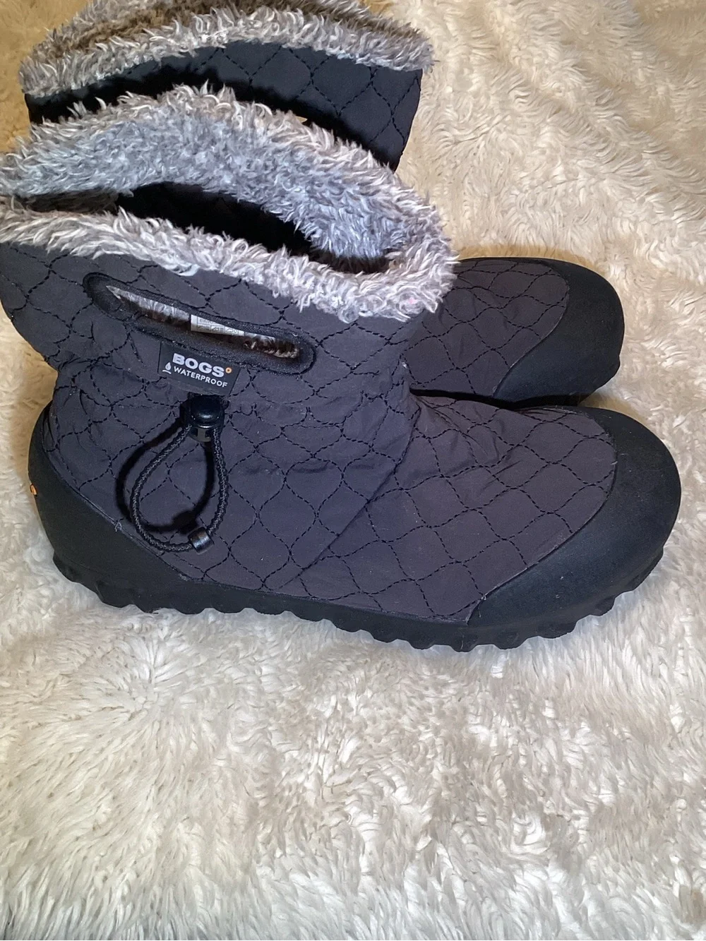 Bogs quilted ankle