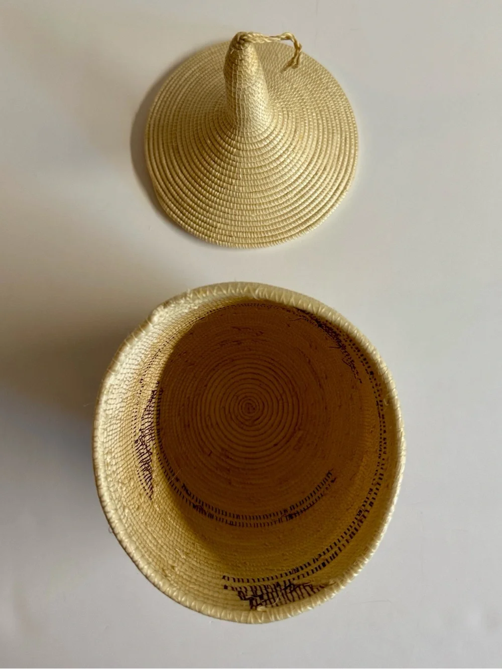 Hand Crafted vtg tutsi