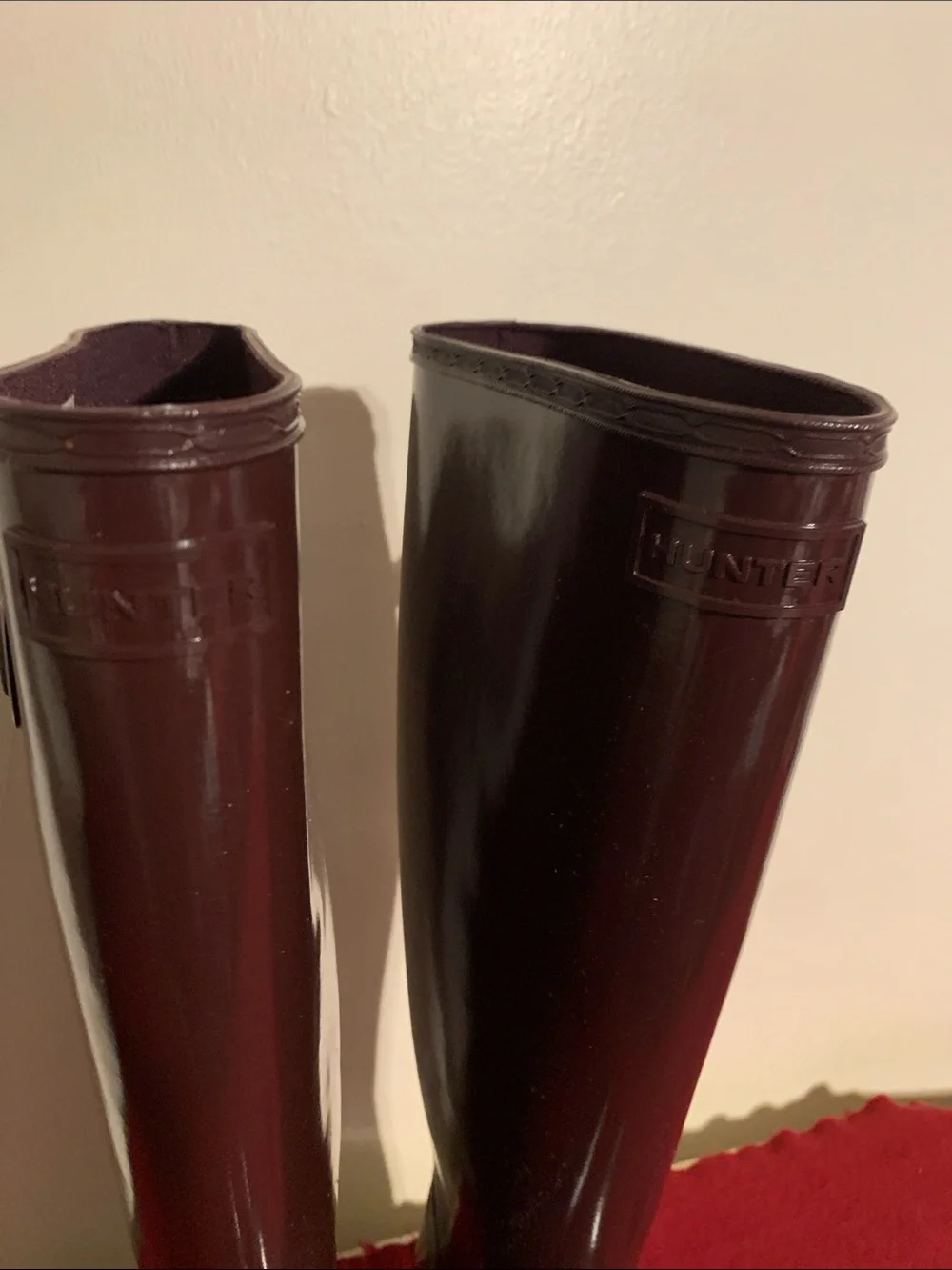 Hunter tall glossy