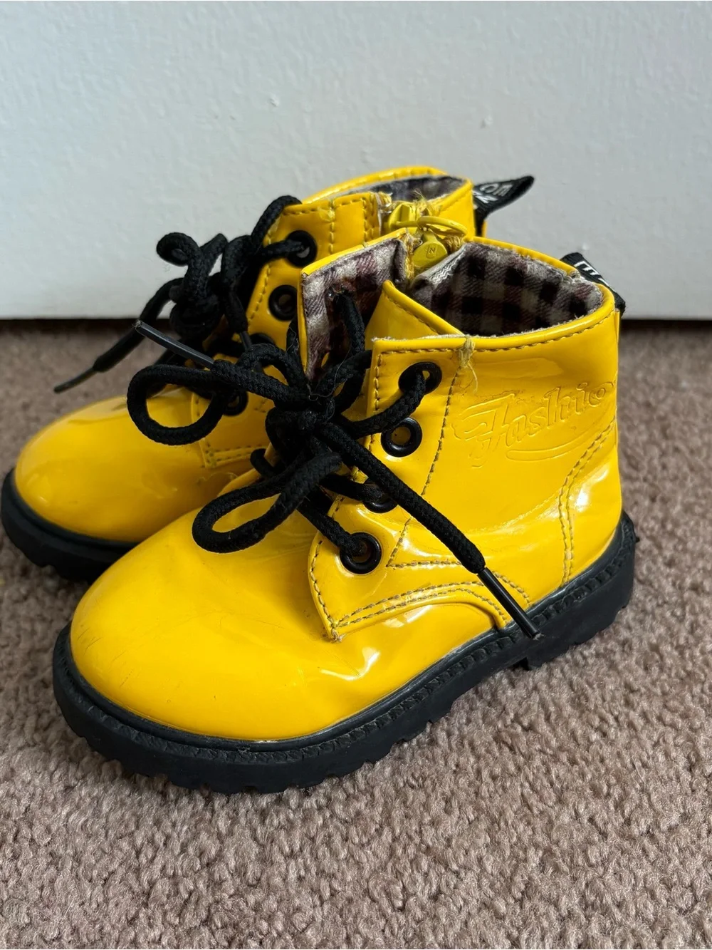 N/A bright yellow