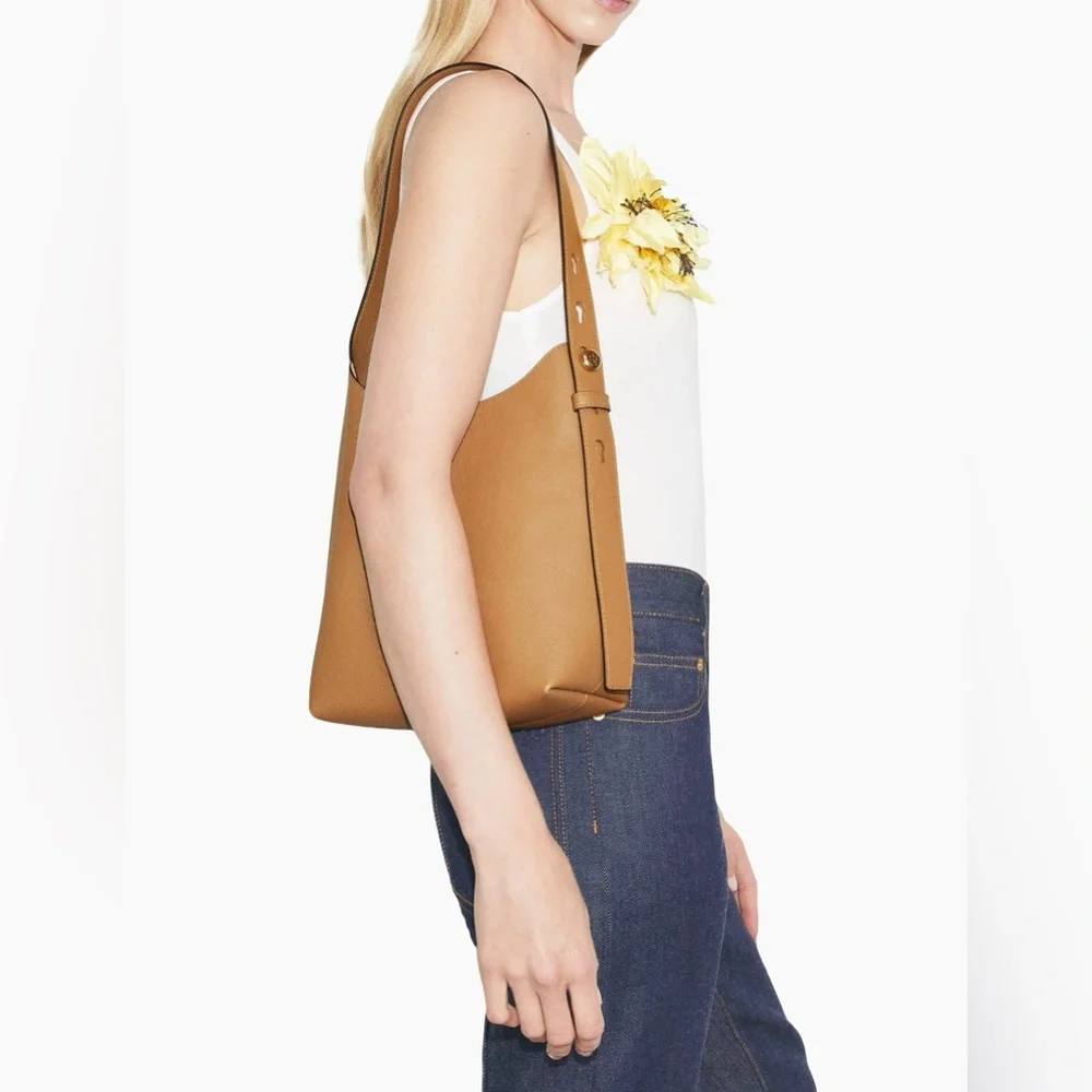 Tory Burch tory burch