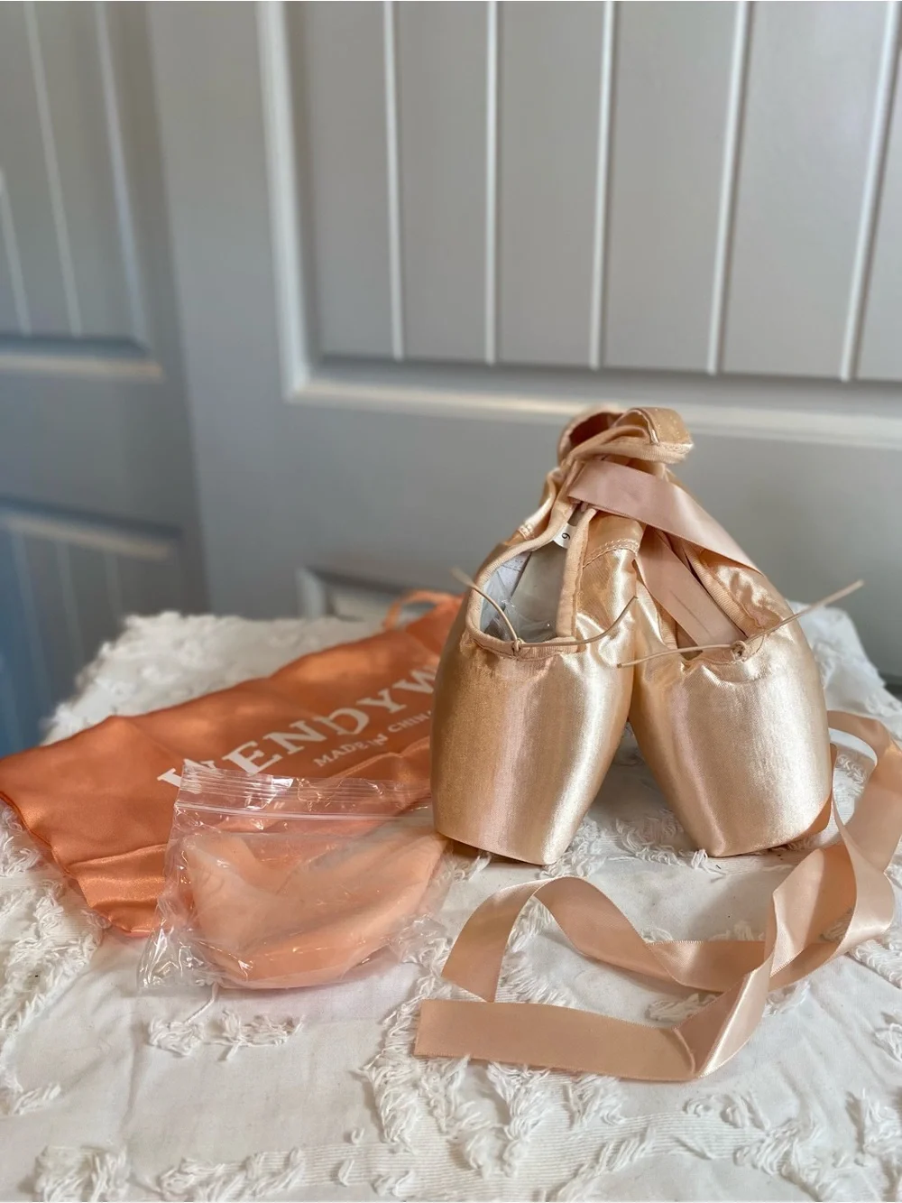 New!  Ballet Pointe Shoes Set - Blush Pink Satin with Ribbons