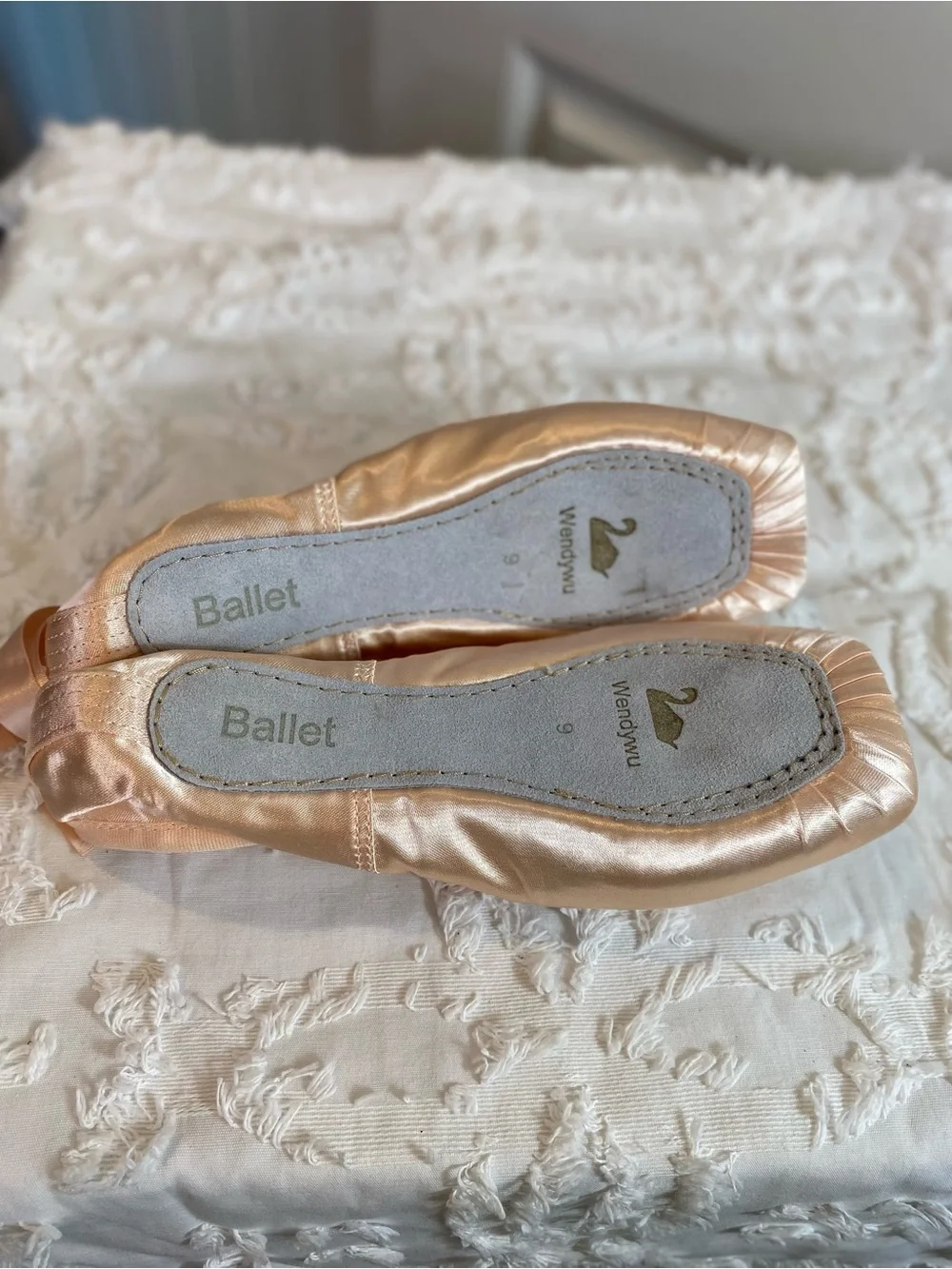 New!  Ballet Pointe Shoes Set - Blush Pink Satin with Ribbons